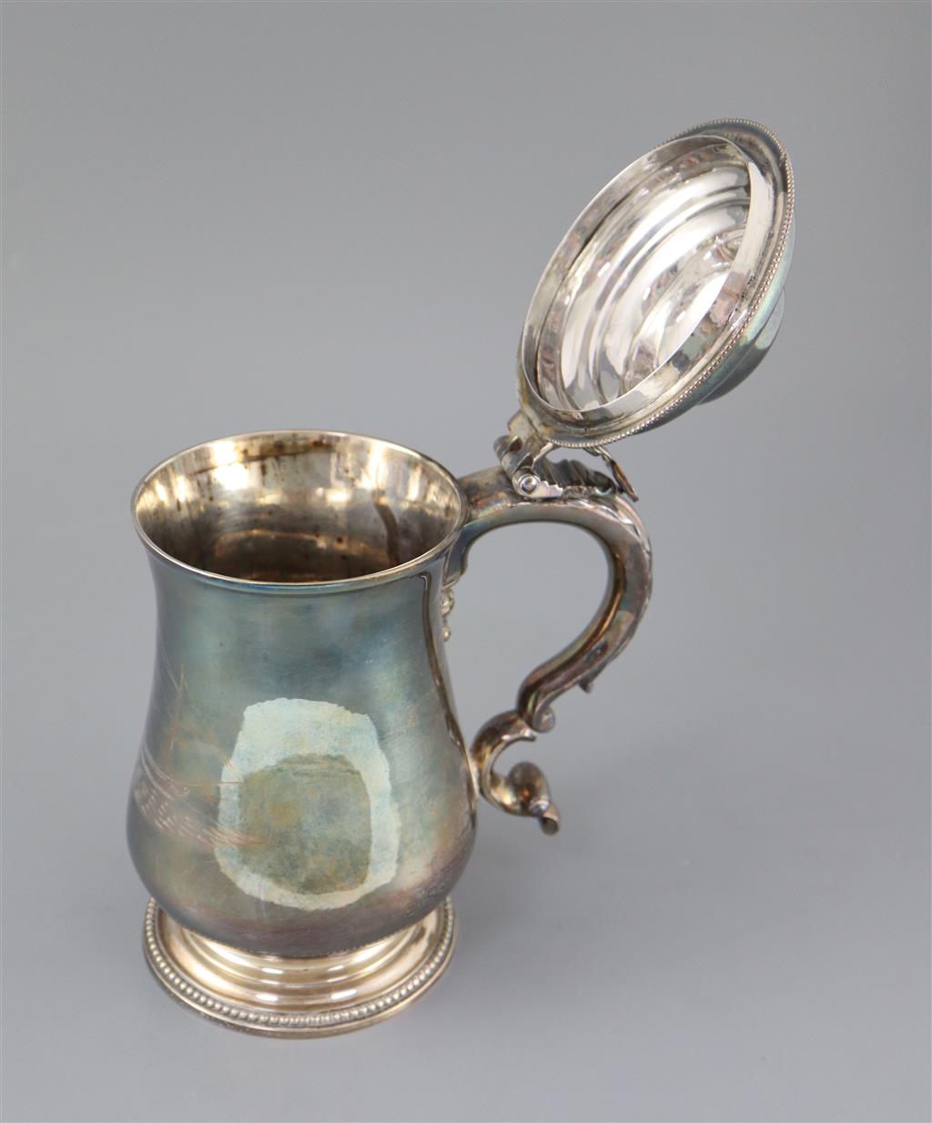 A George III silver tankard, by Thomas Chawner,